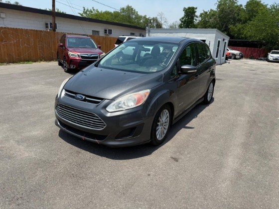 Ford C-Max Hybrid 2016 - Auto Global Motors LLC