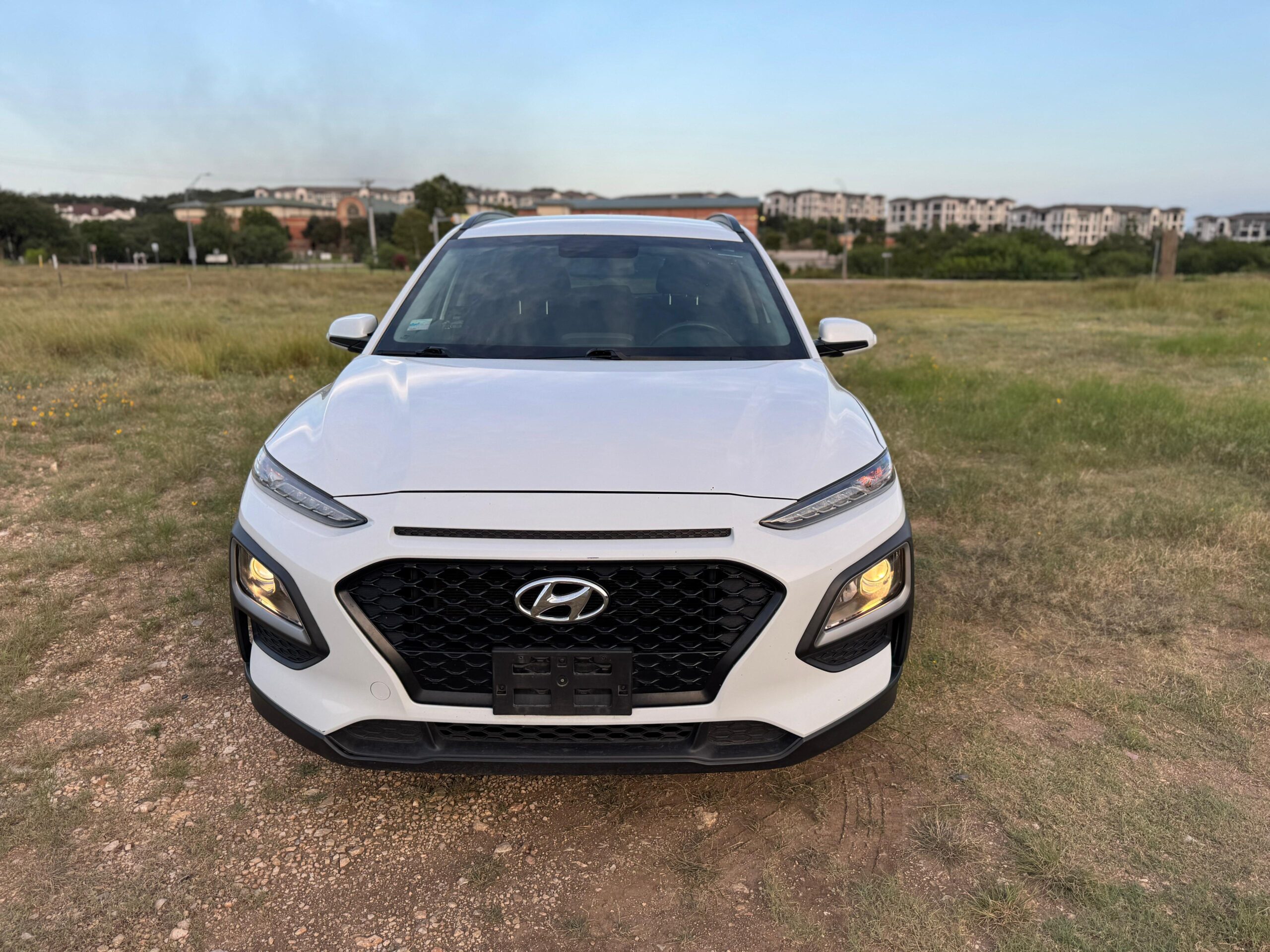 
Hyundai KONA SEL 2018 full									