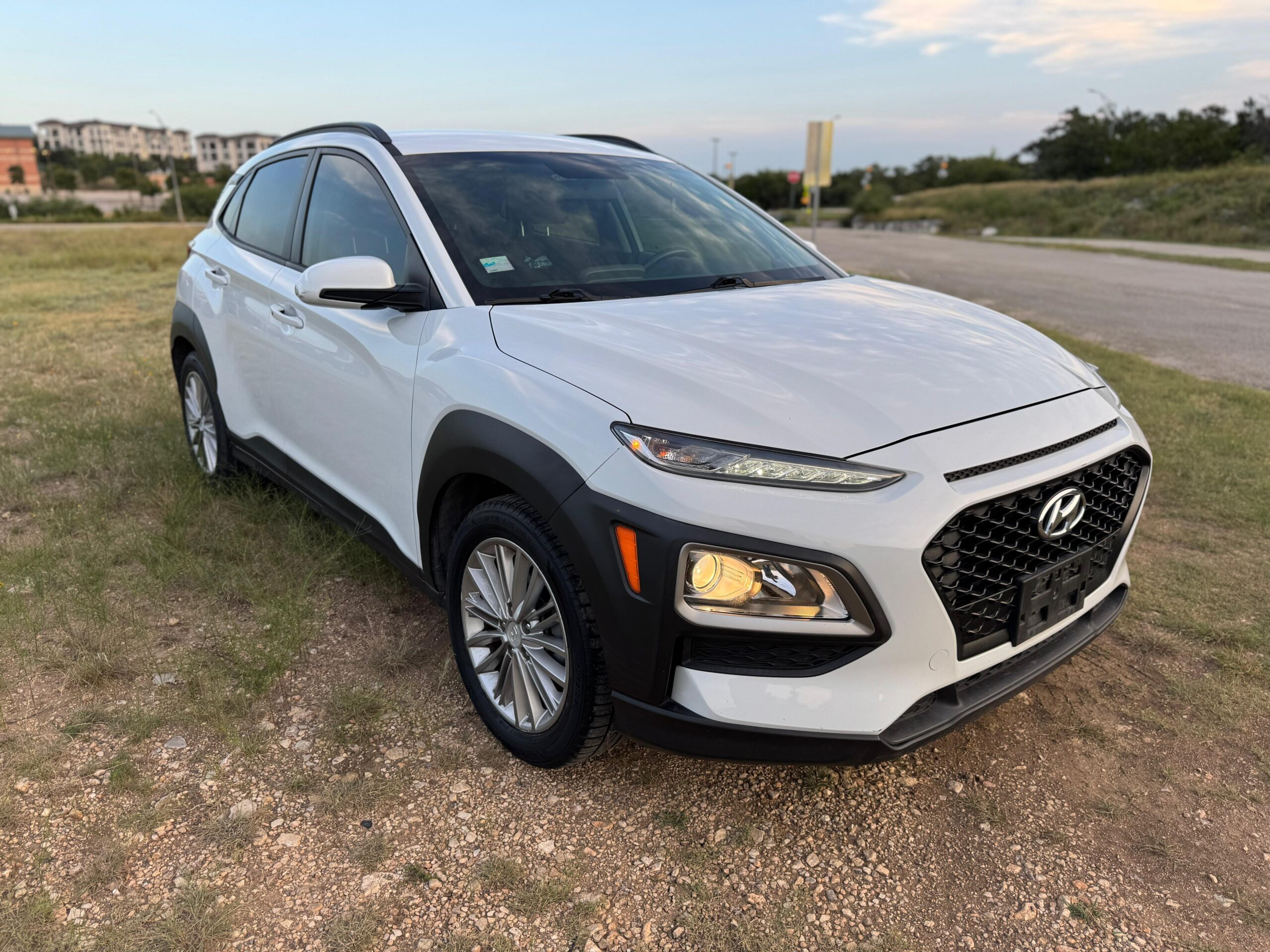 
Hyundai KONA SEL 2018 full									