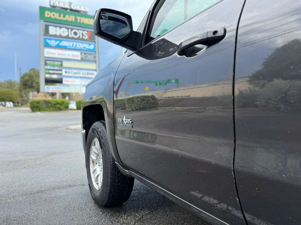 
CHEVROLET SILVERADO 1500 LT 5.3 LTS V8 full									