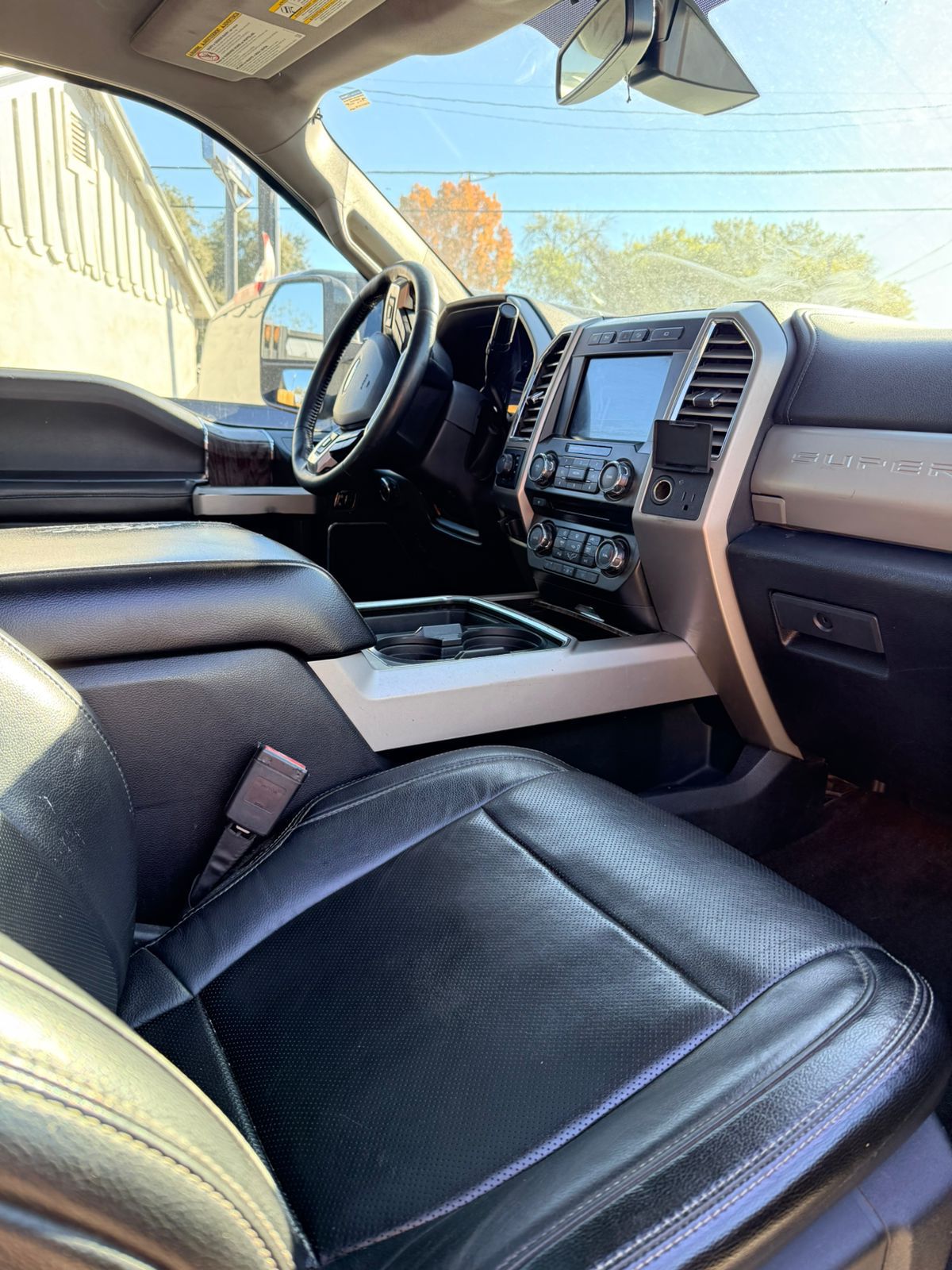 
FORD F350 SUPER DUTY 6.7 L POWERSTROKE full									