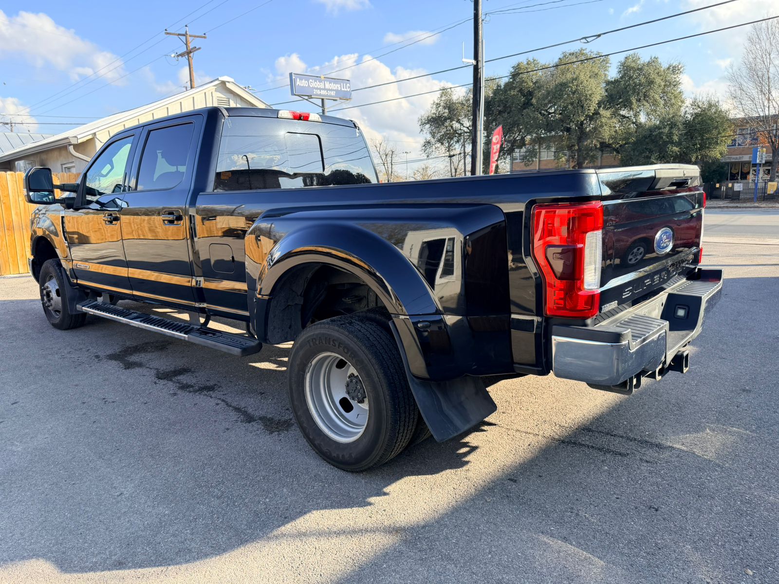 
FORD F350 SUPER DUTY 6.7 L POWERSTROKE full									
