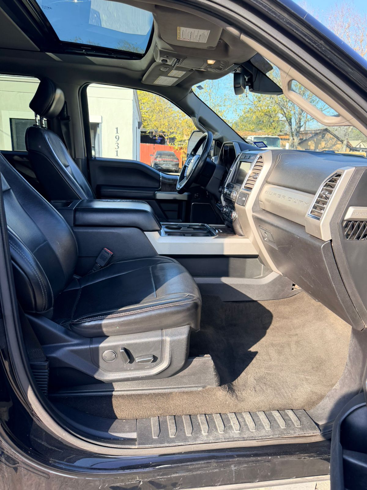 
FORD F350 SUPER DUTY 6.7 L POWERSTROKE full									