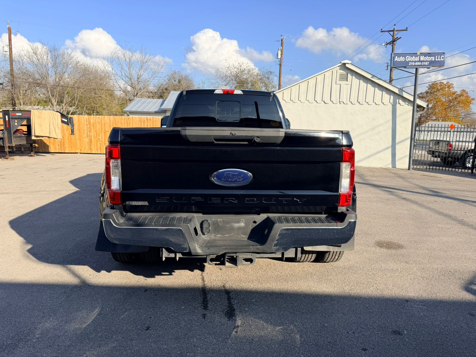 
FORD F350 SUPER DUTY 6.7 L POWERSTROKE full									