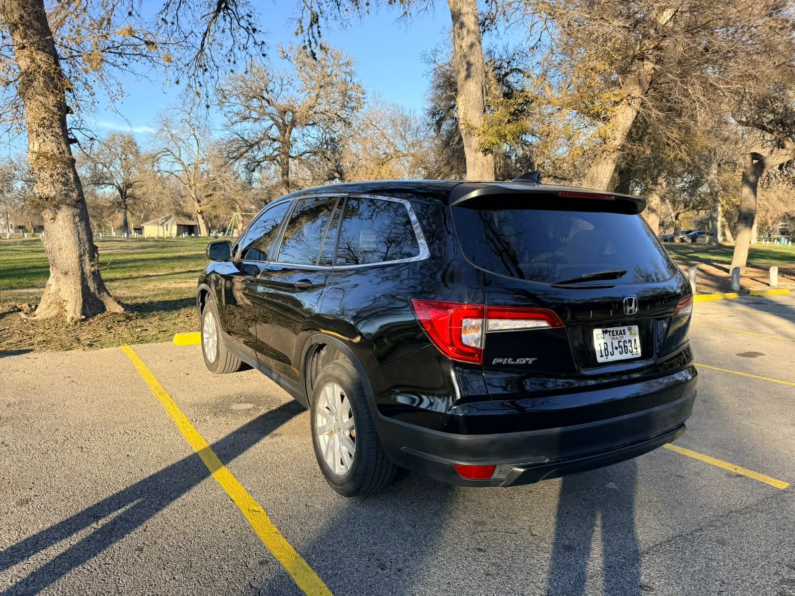 
🚙🔥 FOR SALE – 2019 HONDA PILOT LX 🔥🚙 full									