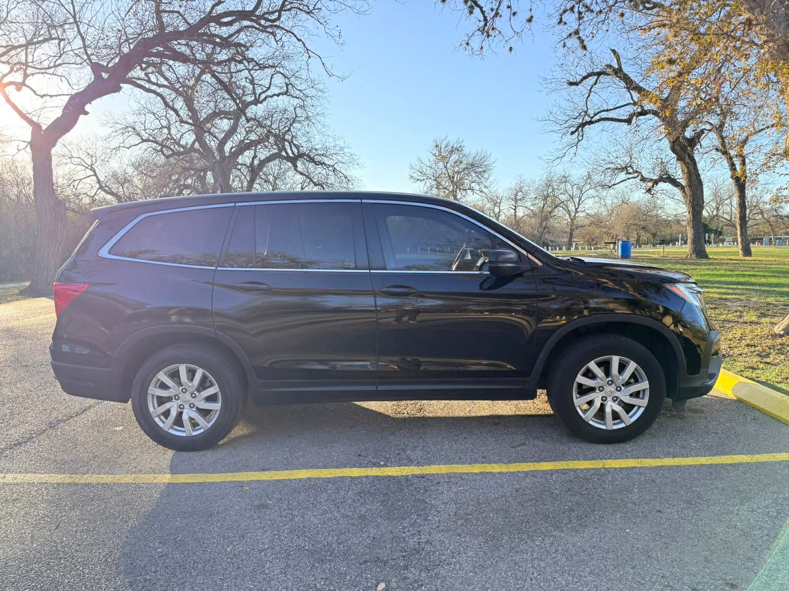 
🚙🔥 FOR SALE – 2019 HONDA PILOT LX 🔥🚙 full									