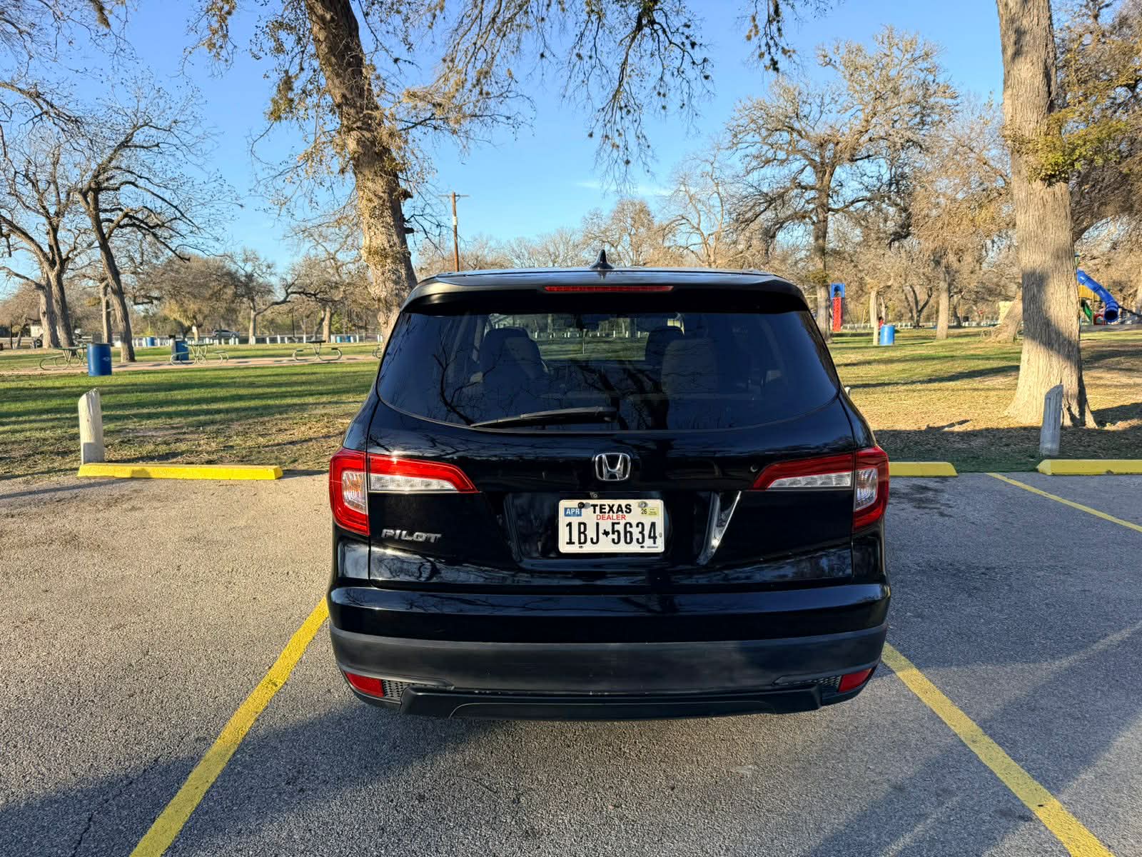 
🚙🔥 FOR SALE – 2019 HONDA PILOT LX 🔥🚙 full									